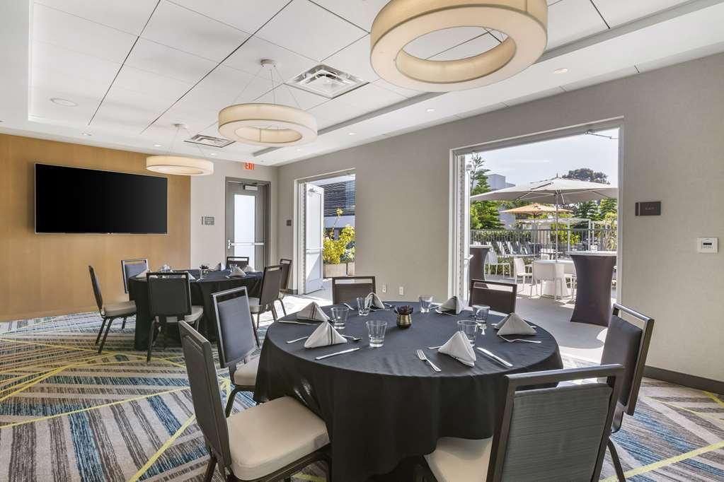 Cambria Hotel Lax El Segundo Konforlar fotoğraf